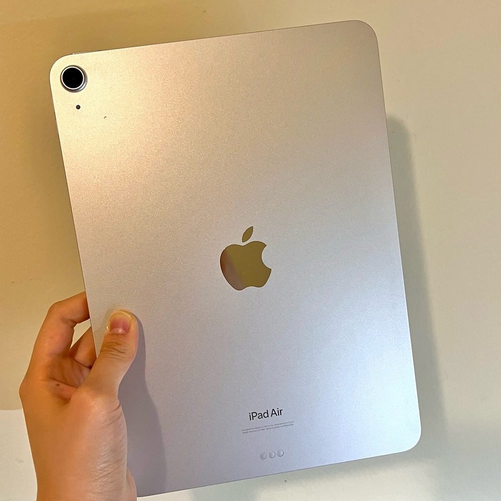 (BEST DEAL) IPAD AIR 5TH GEN 11INCH (M1) 256GB STARLIGHT